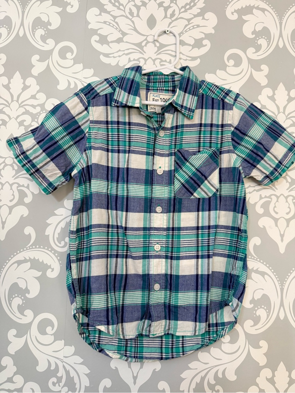 💫10/$25 • TCP Blue & Green Plaid Short-Sleeve Button-Down Shirt